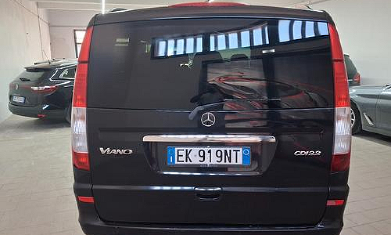 Mercedes-Benz Viano ...