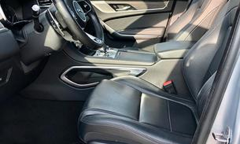 Jaguar F-Pace 2.0 D ...