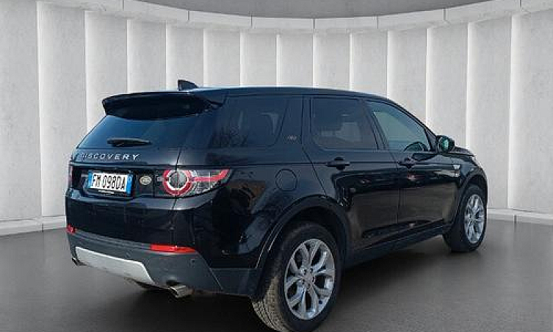 Land Rover Discovery...