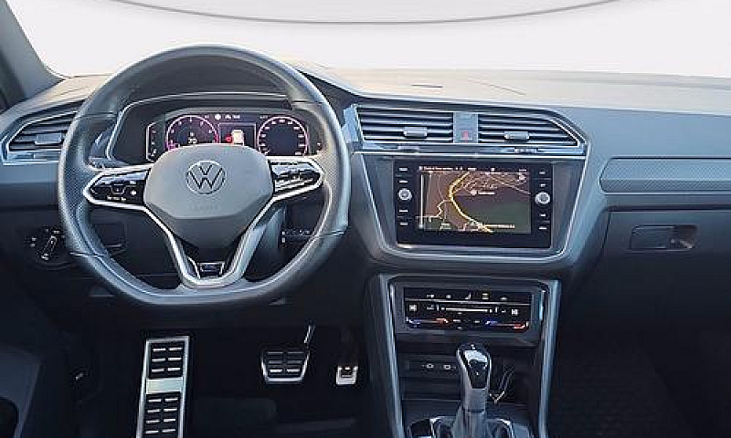 Volkswagen Tiguan 1....