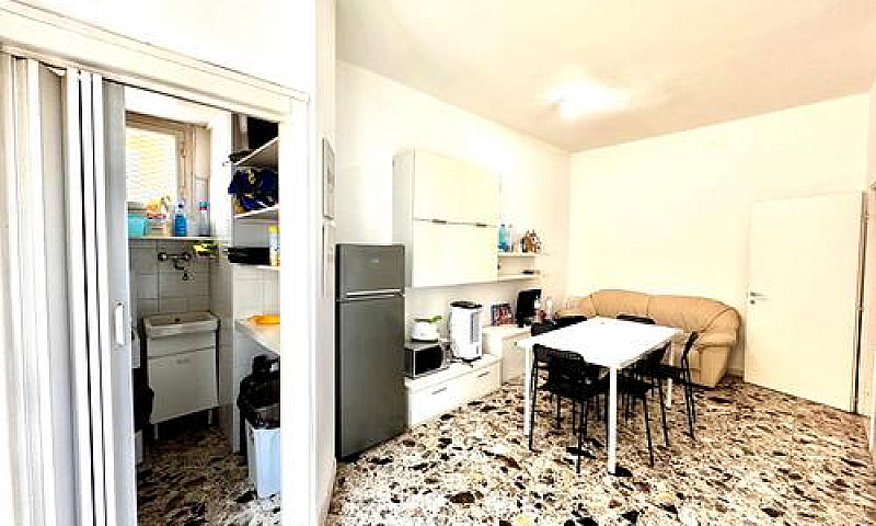 V. Nizza-Ampio Secon...