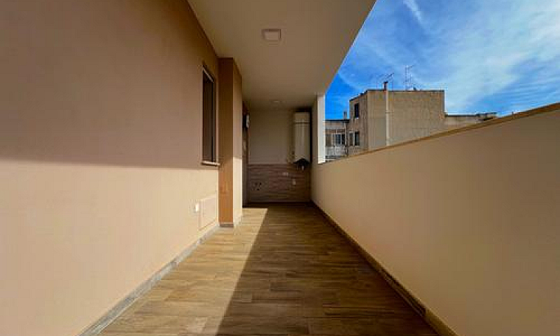 Super Attico Con Vis...