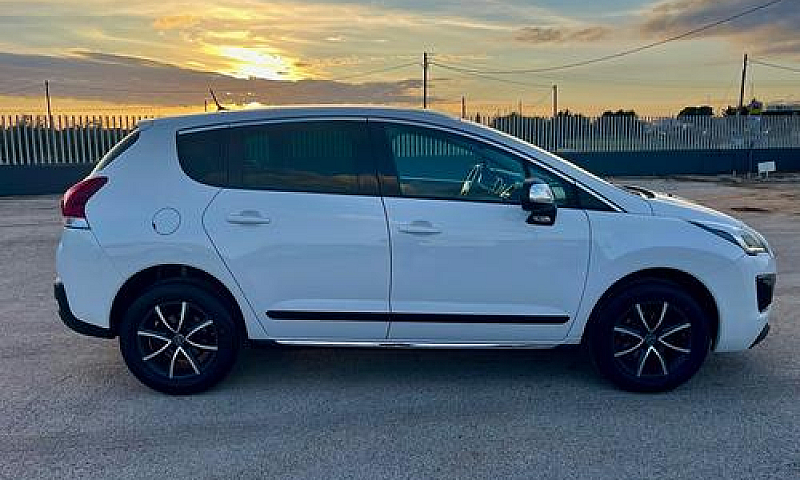Peugeot 3008 1.6 Hdi...
