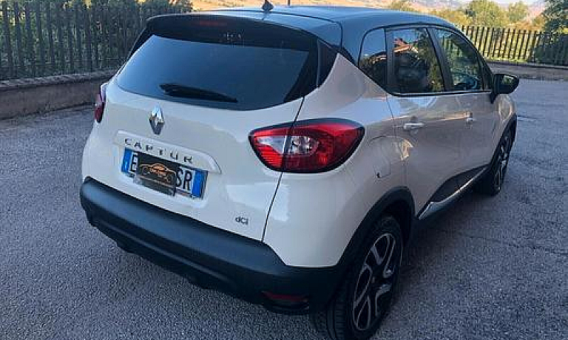 Renault Captur 1.5 D...