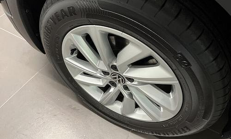 Volkswagen T-Cross S...