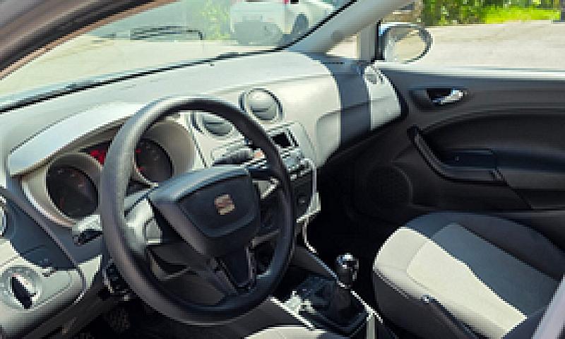 Seat Ibiza 1.2 Benzi...