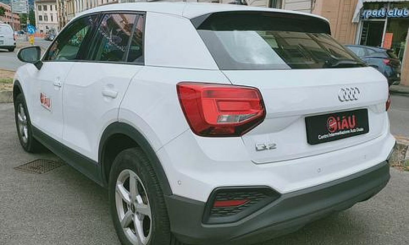 Audi Q2 35 Tfsi Busi...