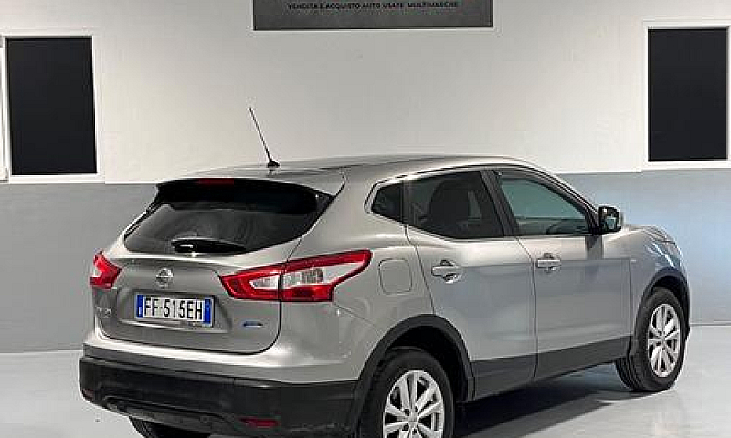 Nissan Qashqai 1.5 D...