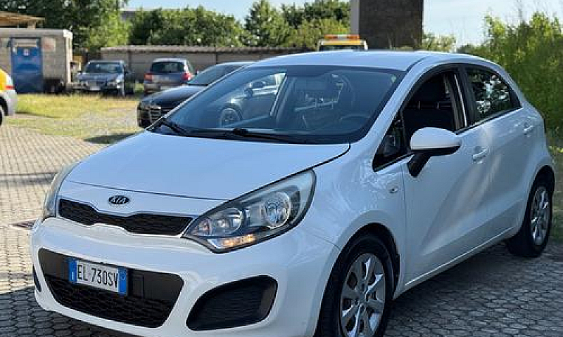 Kia Rio 1.2 Cvvt 5P....
