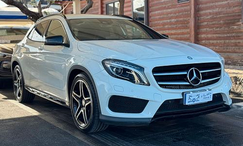 Mercedes-Benz Gla 20...