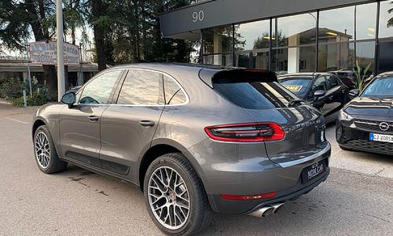 Porsche Macan 3.0 S ...