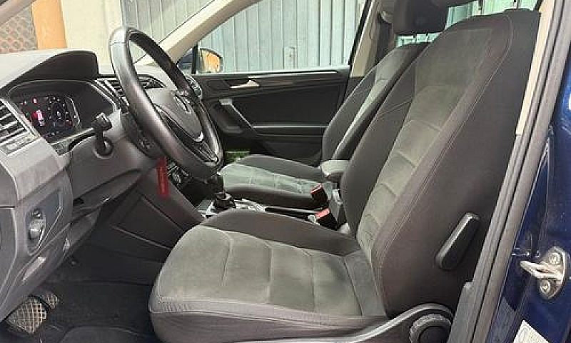 Volkswagen Tiguan 1....