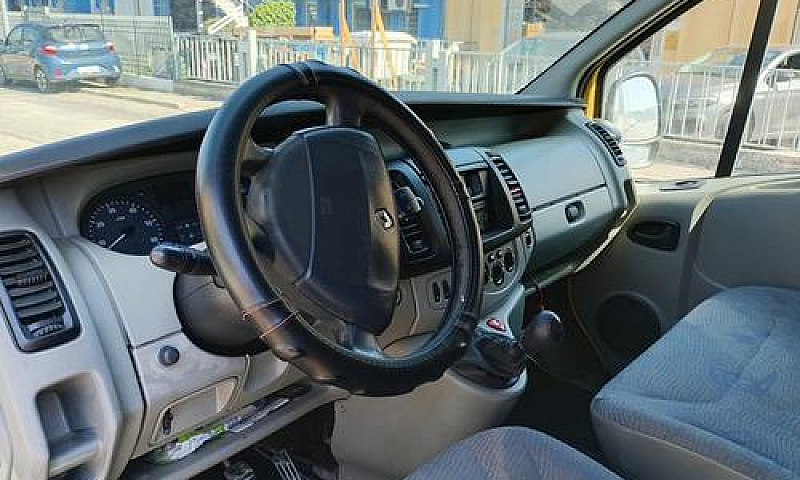 Renault Trafic T29 2...
