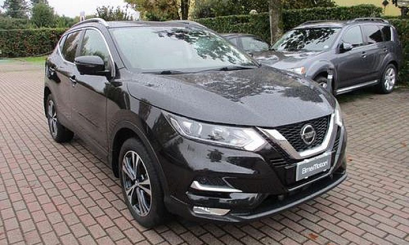 Nissan Qashqai 1.5 D...