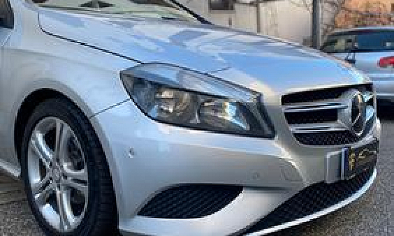 2014 Mercedes-Benz A...