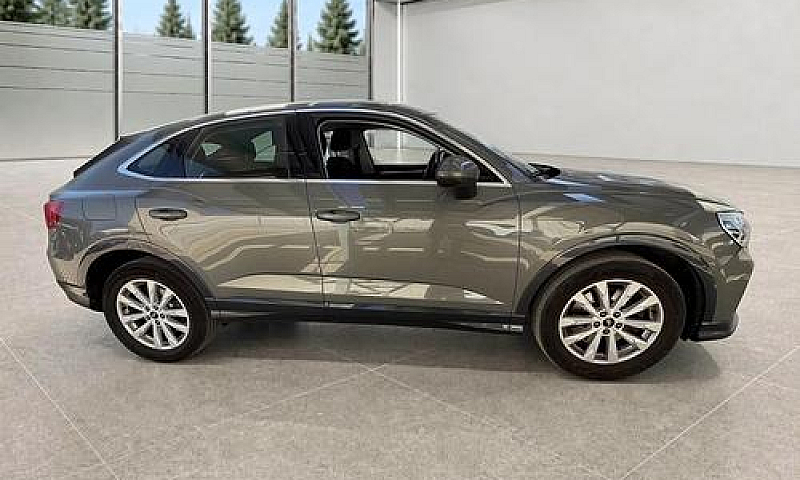 Q3 Spb 45 Tfsi E S T...