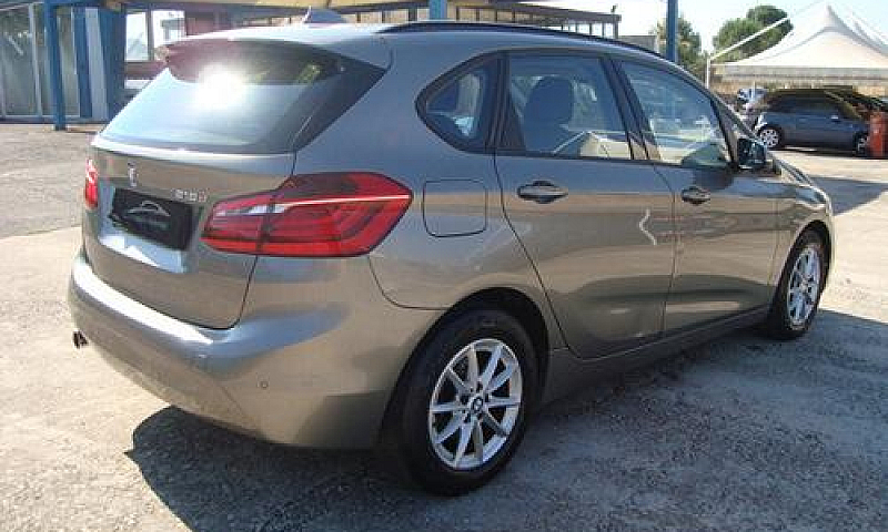 Bmw 218 D Active Tou...