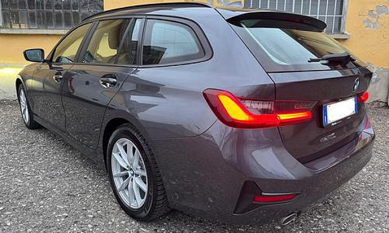 Bmw 318 Mhev 48V Tou...