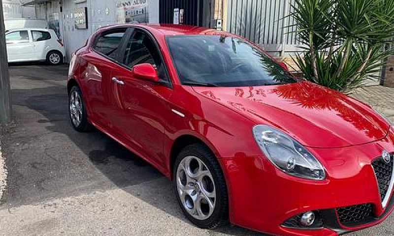 Alfa Romeo Giulietta...