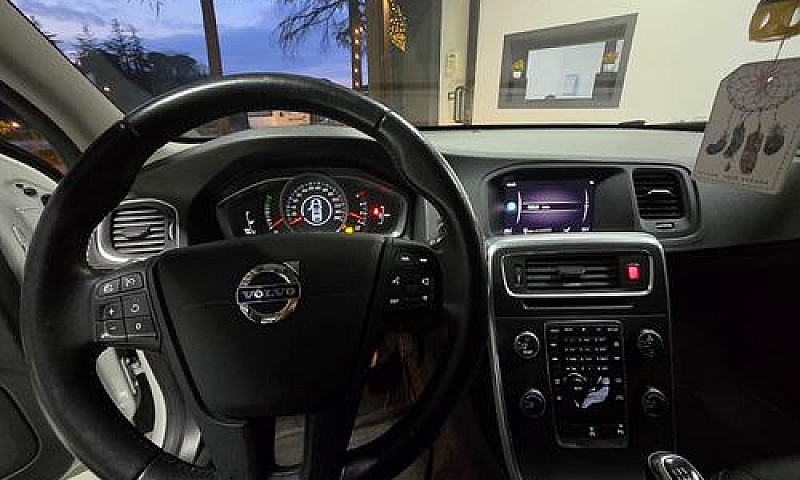 Volvo V60 D3 Busines...