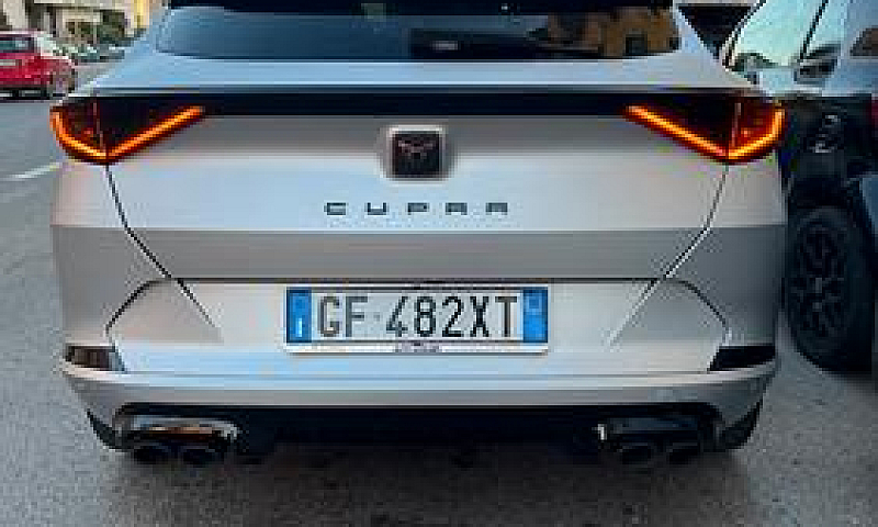 Cupra Formentor...
