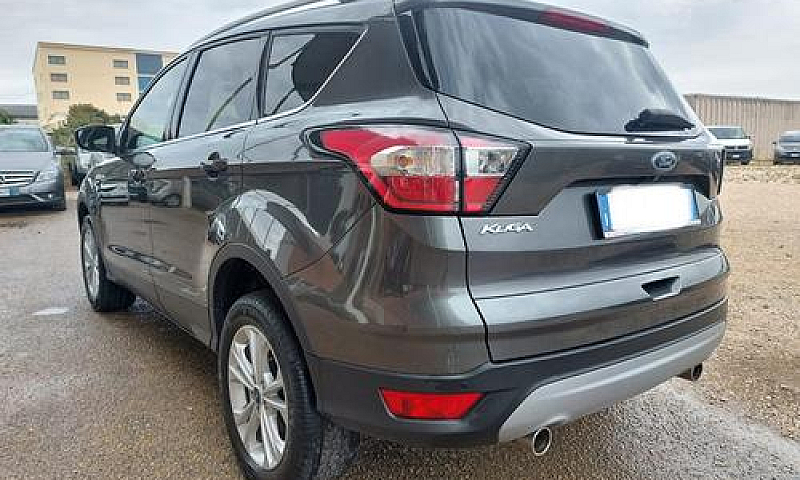 Ford Kuga 1.5 Tdci 1...