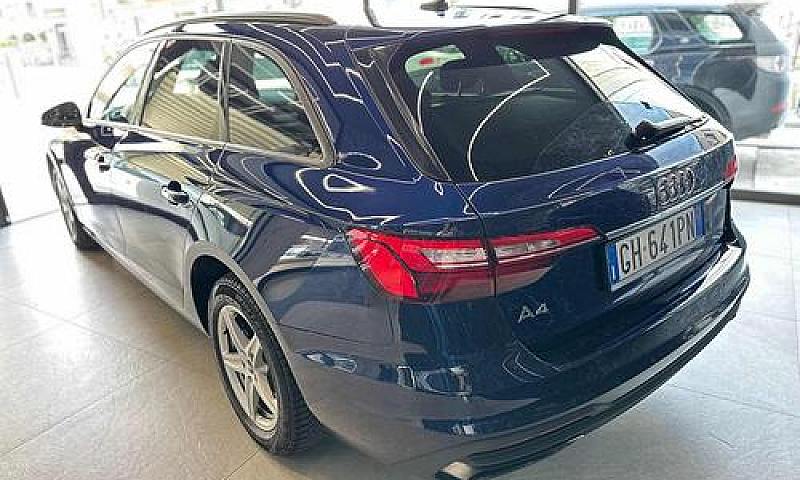 Audi A4 Avant 30 Tdi...