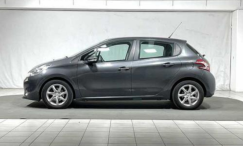Peugeot 208 1.4 Vti ...