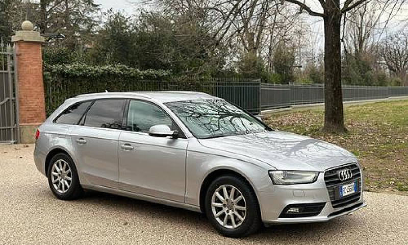 Audi A4 2016...