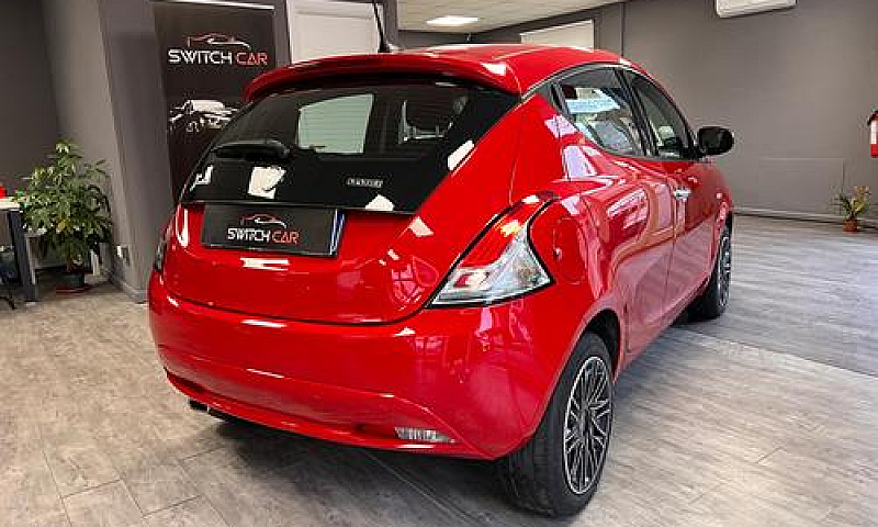 Lancia Ypsilon 1.0 F...