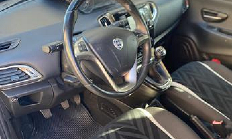 Lancia Y 1.2 Gpl 5 P...