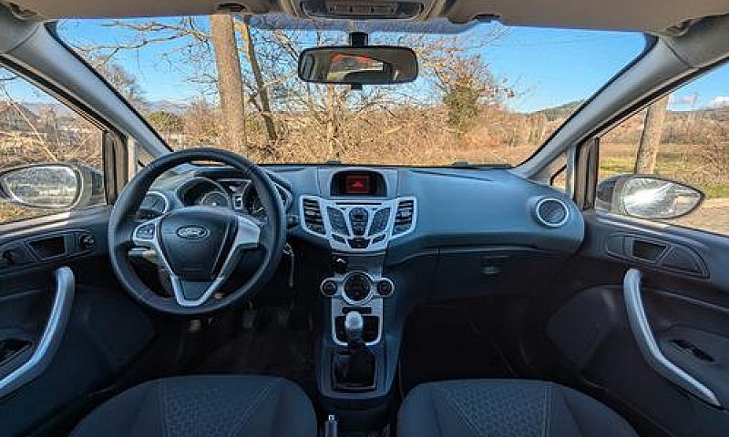 Ford Fiesta 6ª Serie...