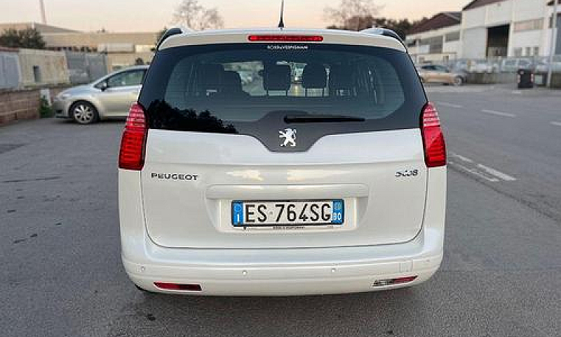 Peugeot - 5008 - 1.6...