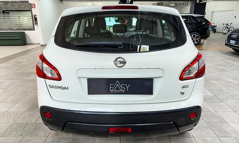 Nissan Qashqai 1.5 D...
