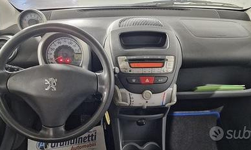 Peugeot 107 1.0 68 C...