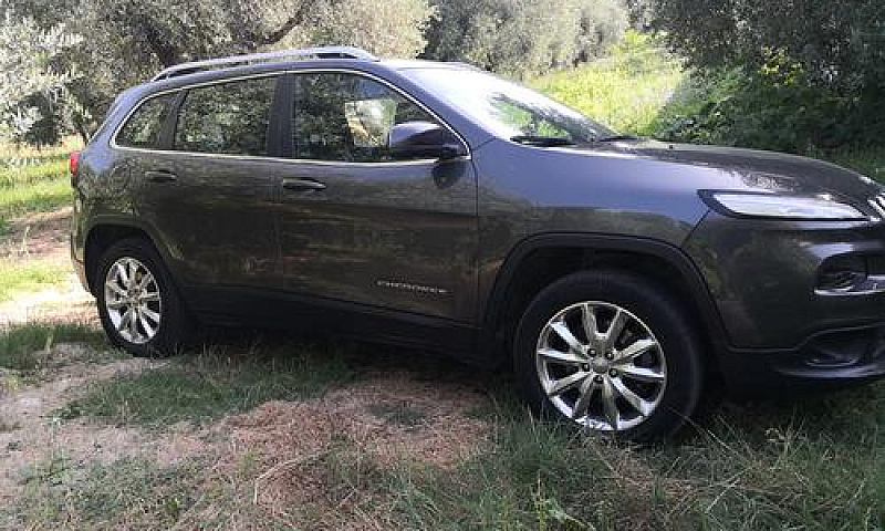 Jeep Cherokee - 2015...
