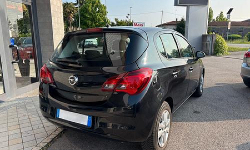 Opel Corsa 1.4 90Cv ...