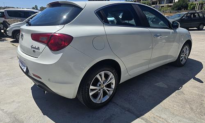 Alfa Romeo Giulietta...