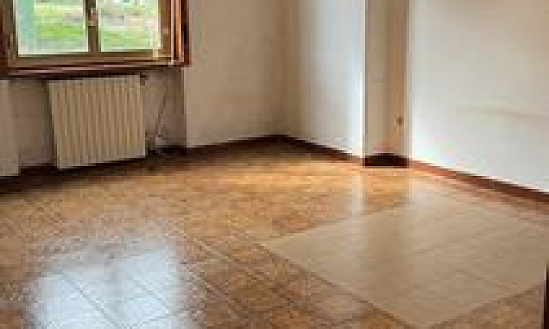 5 Locali (104M2) Da ...