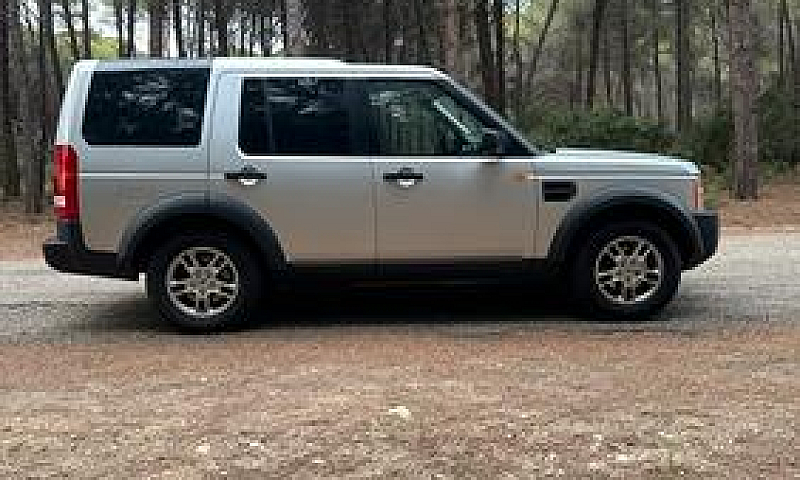 Land Rover Discovery...