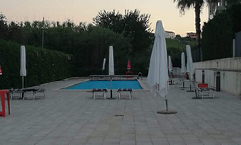 Appartamento In Resi...