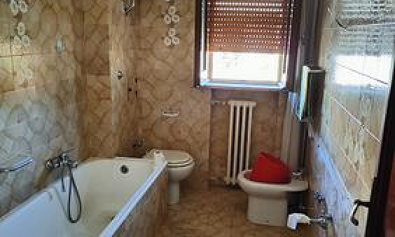 Casa Di 110 Mq Situa...