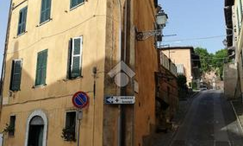 3 Locali A San Vito ...