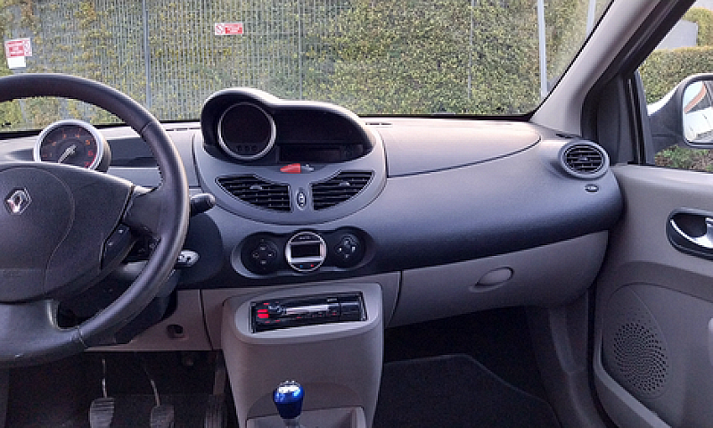 Renault Twingo 1.2 T...