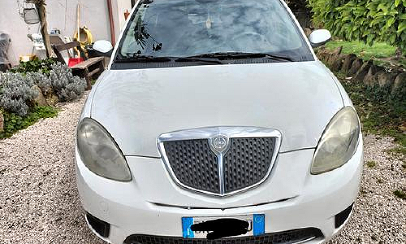 Lancia Ypsilon - 200...