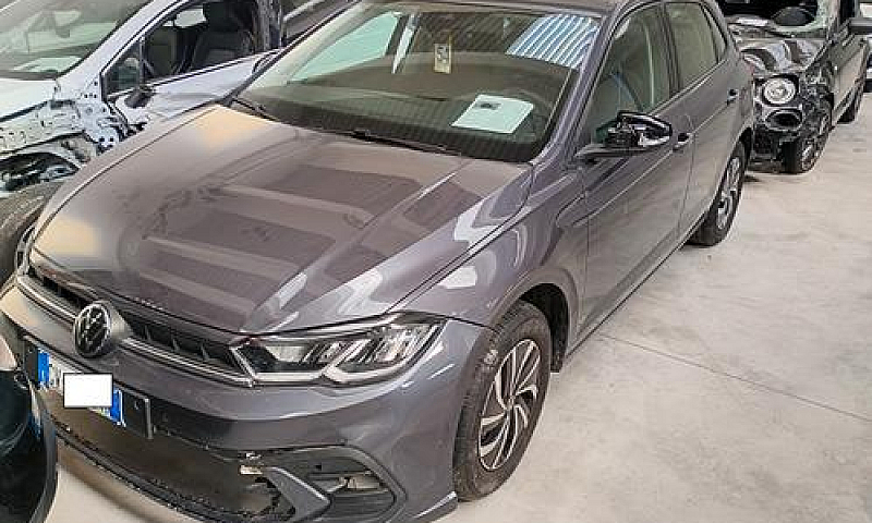 Volkswagen 1.0 Tgi 9...