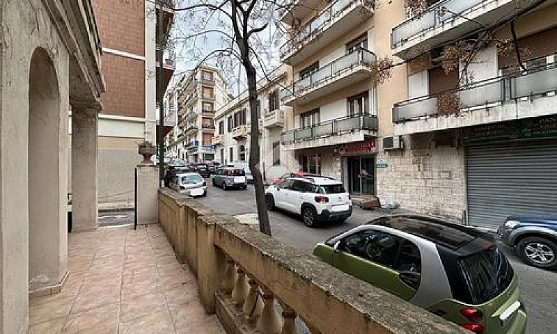 5 Locali A Reggio Di...
