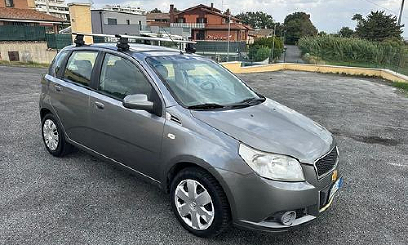 Chevrolet Aveo 1.2 5...