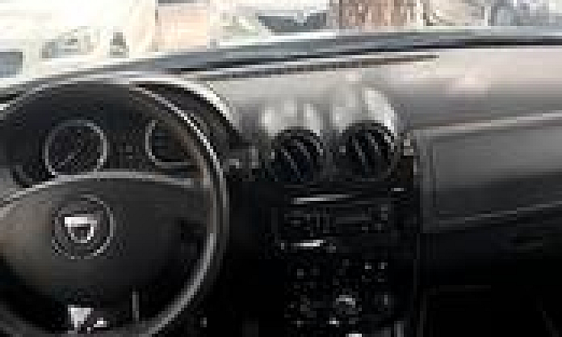 Dacia Duster Nera...
