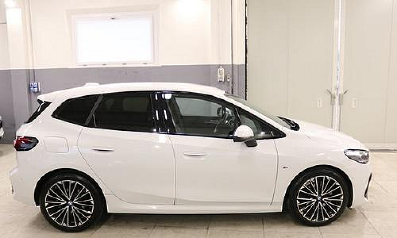 Bmw 218 D Active Tou...